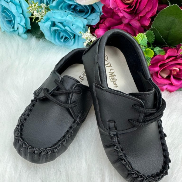 Calçado Mocassim D Milan Preto Cadarço