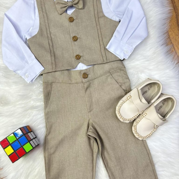 Conjunto Social Pajem Camisa Branca Calça e Colete Caqui