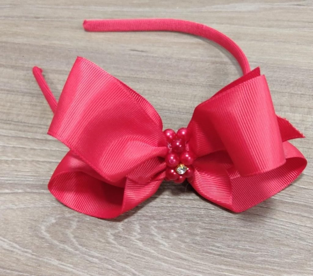 Tiara Infantil Vermelha Com Pérolas e Strass Luxo